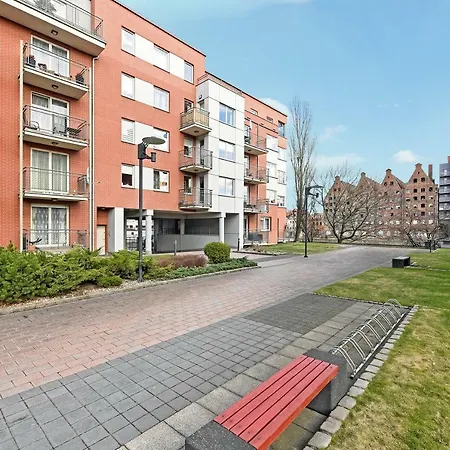Apartman Lastadia River Side *